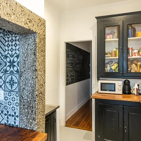 Cozy First Floor Flat Near Almirante Reis شقة Lisboa